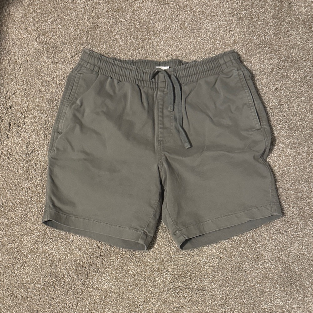Men's Gray Flat Front Shorts